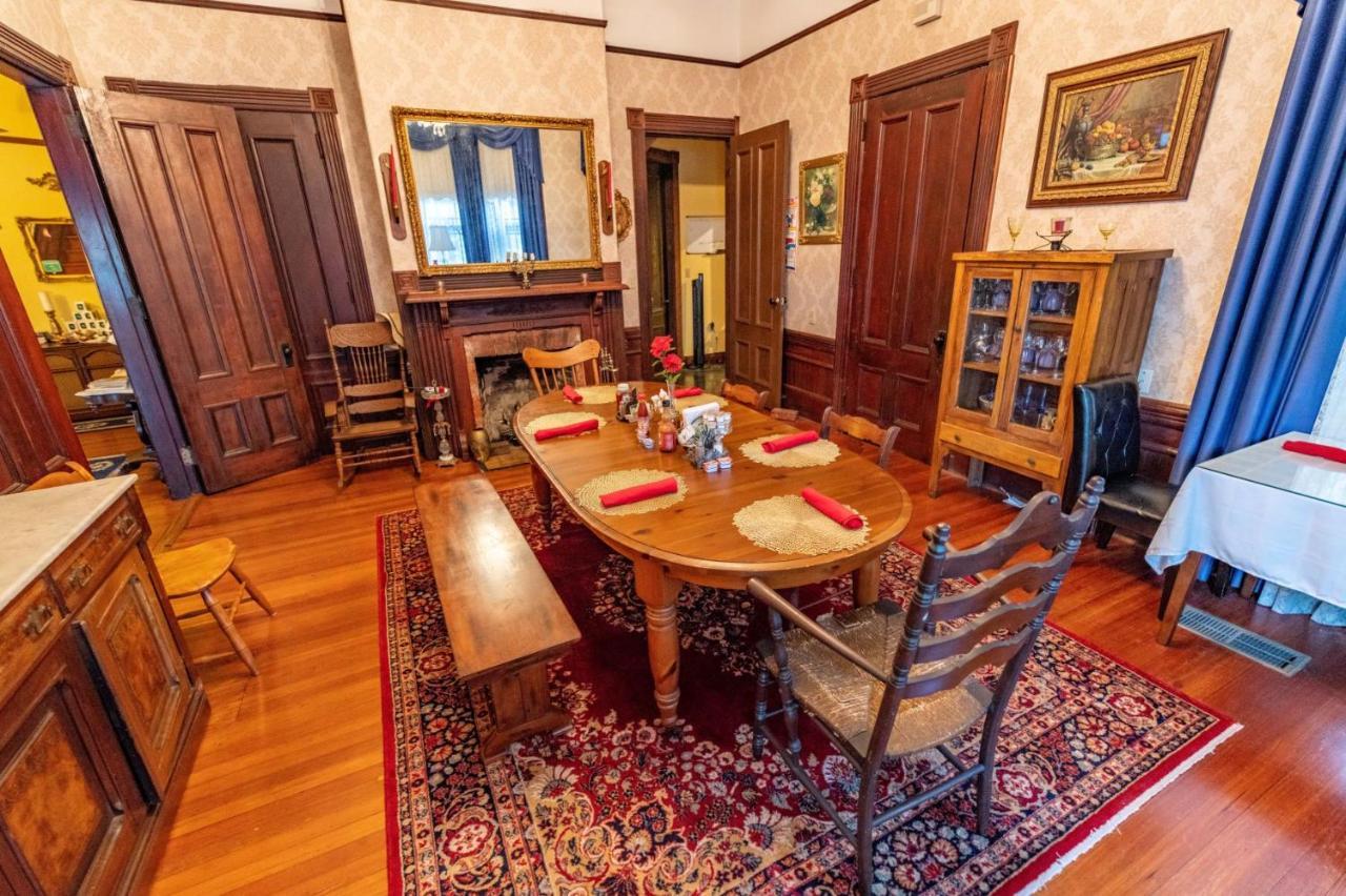Grand Gables Inn Palatka Bagian luar foto