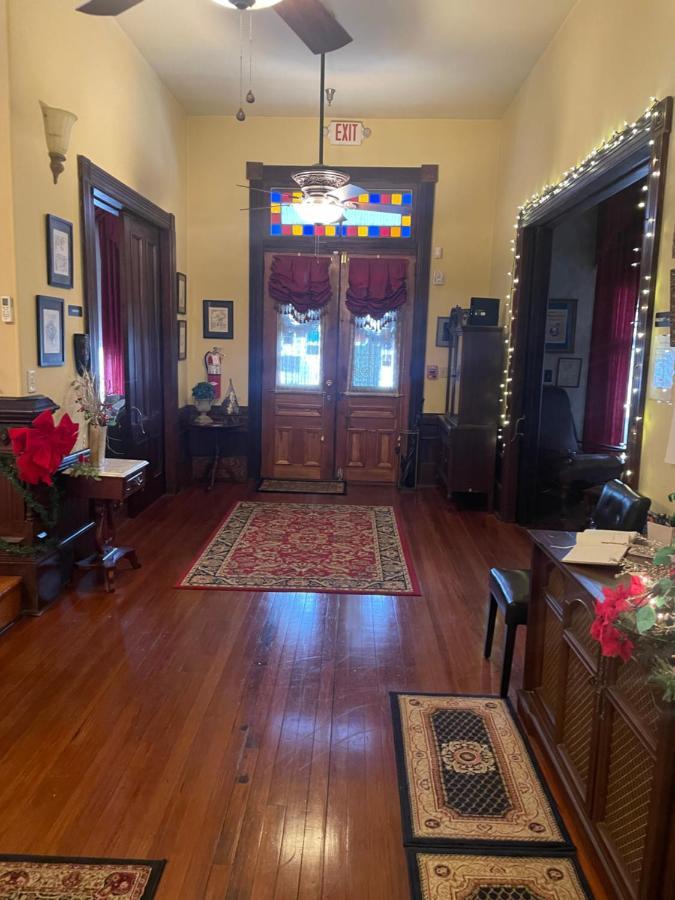 Grand Gables Inn Palatka Bagian luar foto