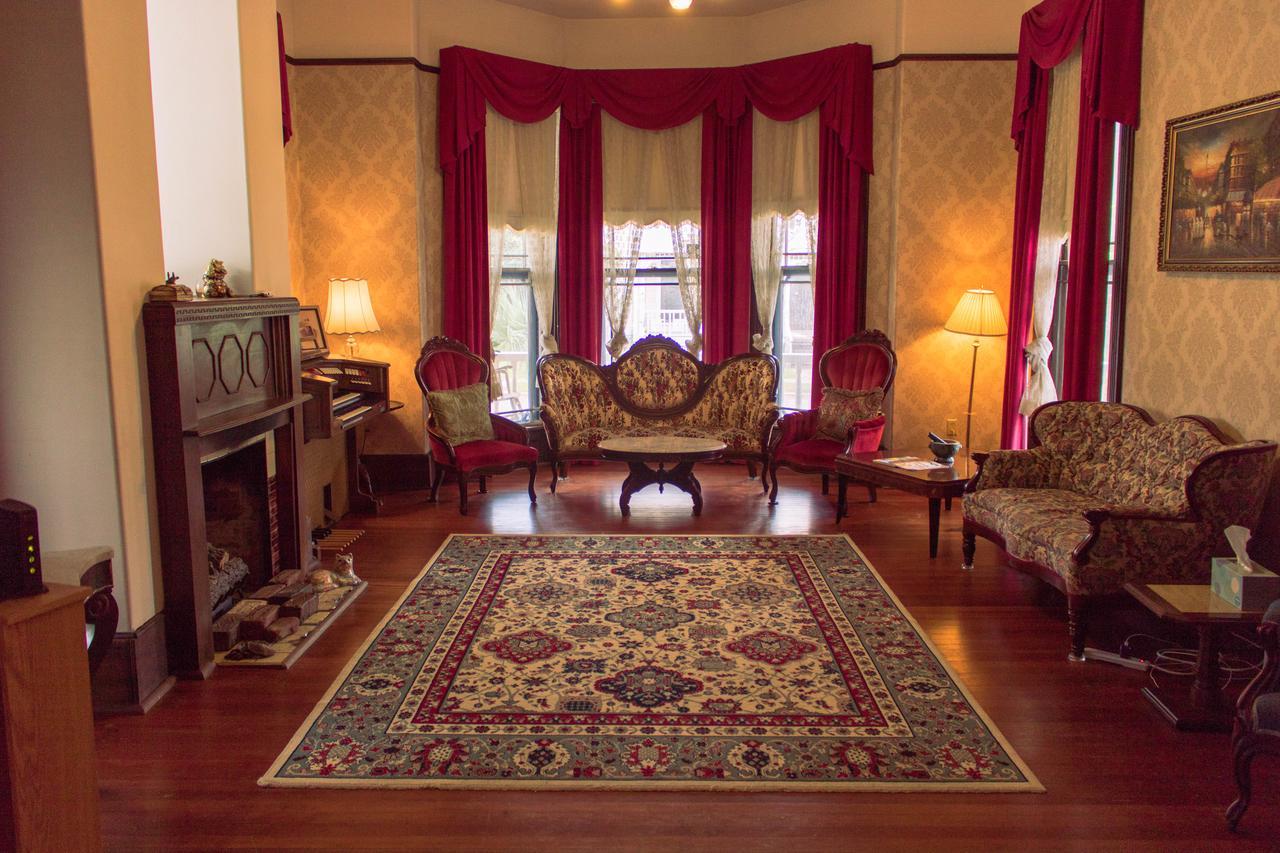 Grand Gables Inn Palatka Bagian luar foto